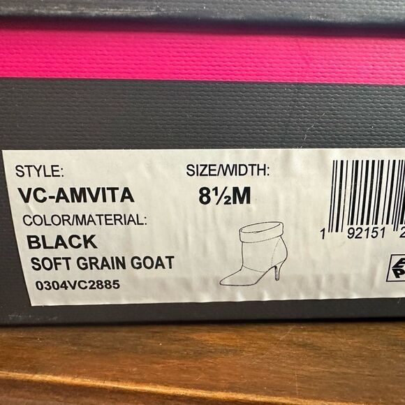Vince Camuto VC-Amvita Black 8.5M Women Soft Grain Coat NEW in Box Bootie Heels - Picture 2 of 6